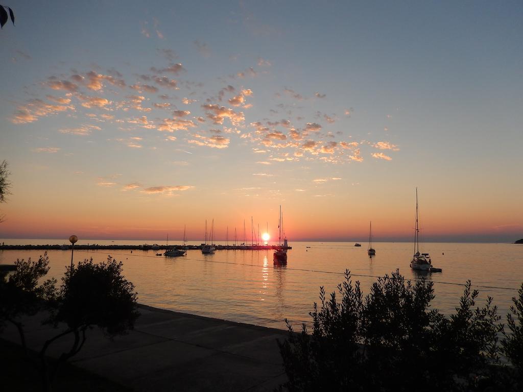 Apartments Nautica Novigrad Istria Exteriér fotografie